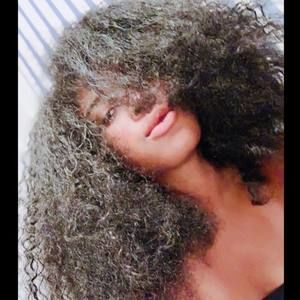 Meet your Posher, Ciara